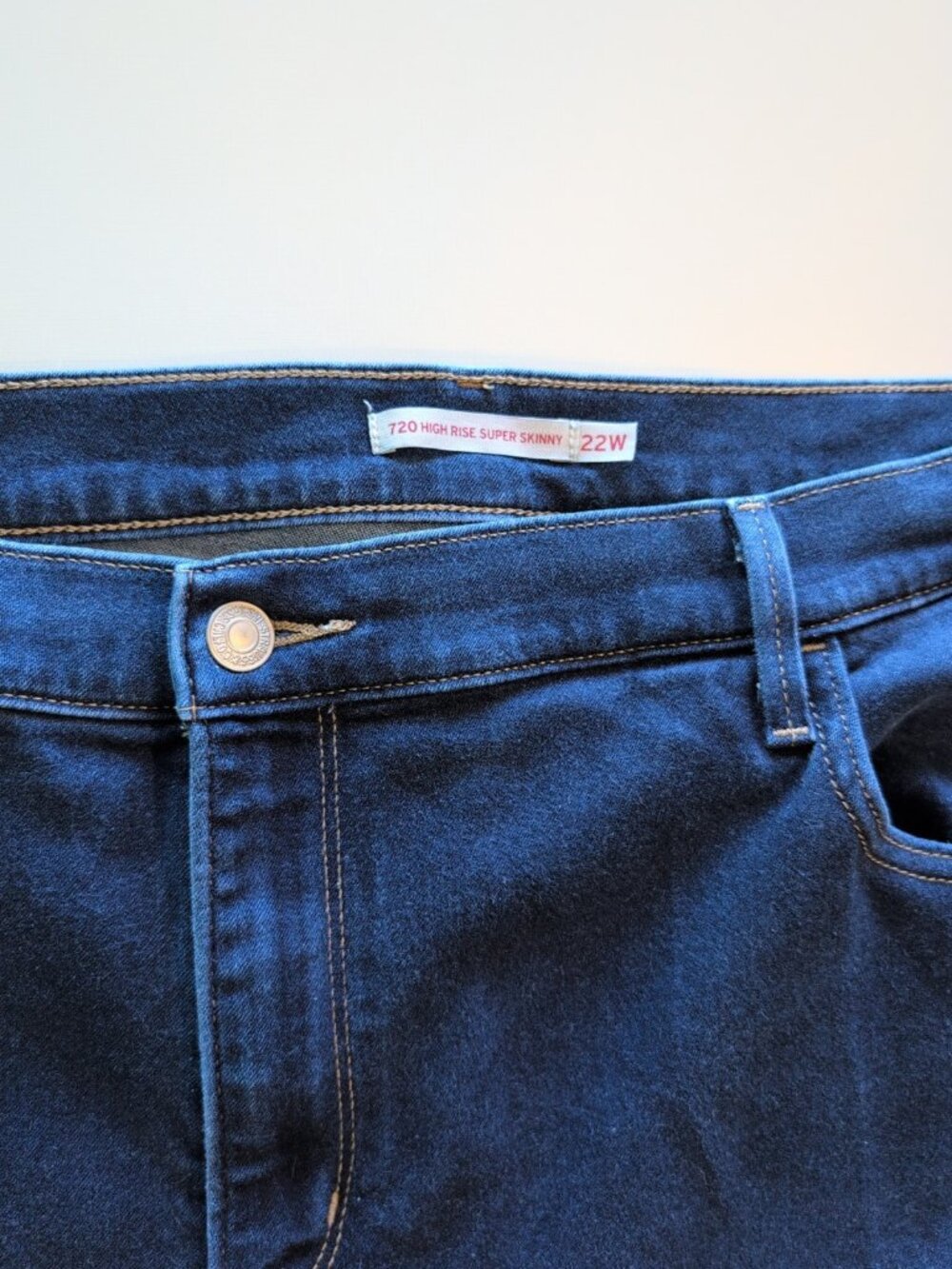 Levi's 720 High Rise Super Skinny Pants Women's 22W Blue Jeans Solid Button Fly - Picture 2 of 12
